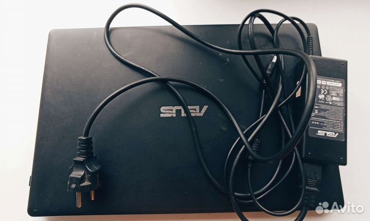 Ноутбук asus