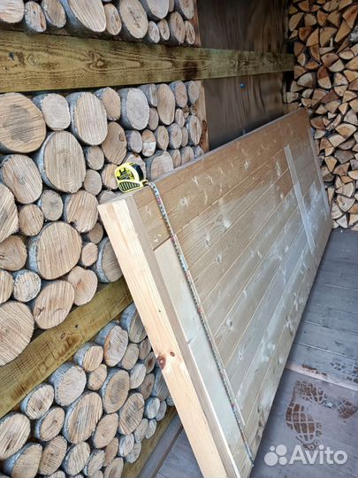 Дверь деревянная, новая