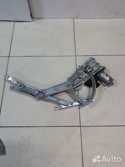 Стеклоподъемник электрический передний правый Ope