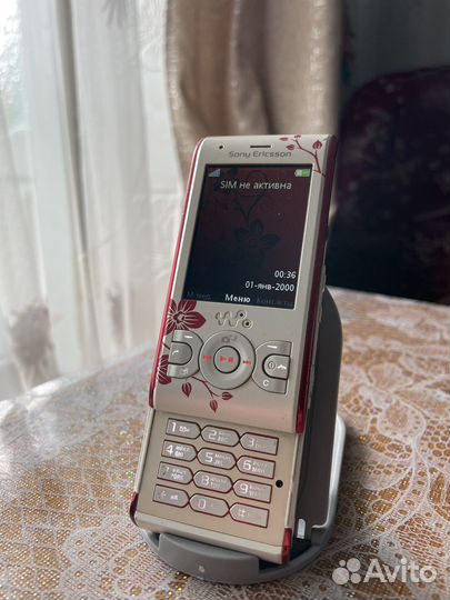 Sony Ericsson W595