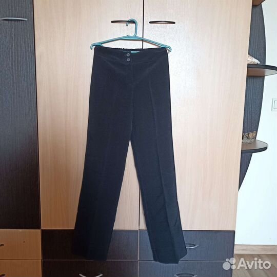 Школьная форма для девочки 146 новая