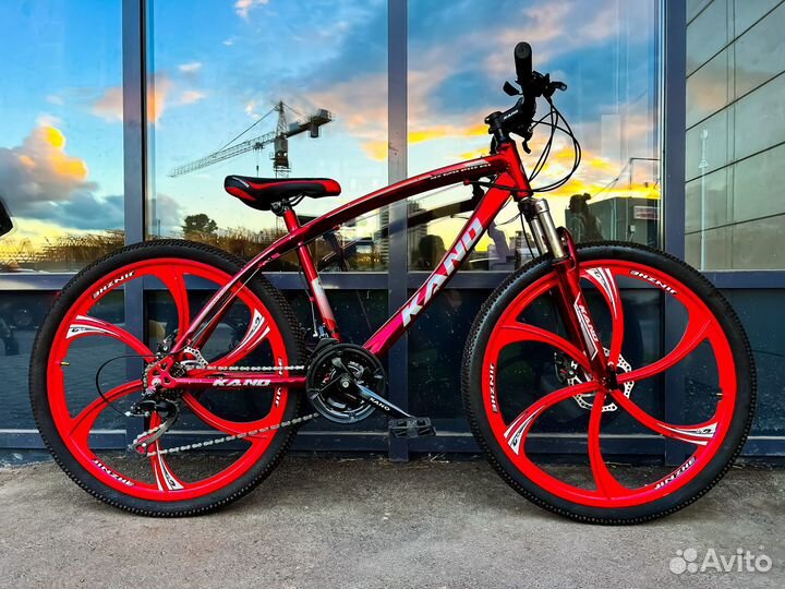 Велосипед с литыми дисками