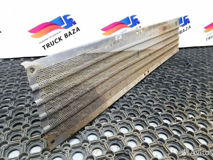 Решетка в бампер Iveco Stralis