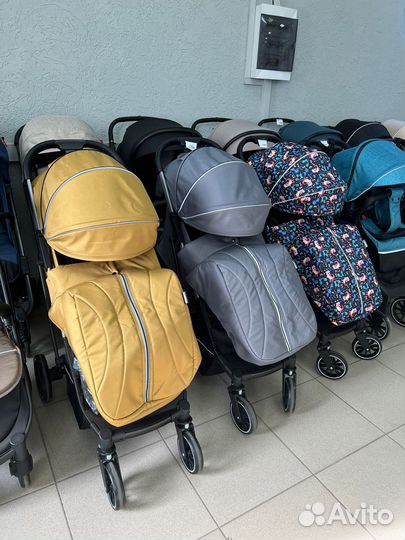 Новая коляска с автоматической спинкой