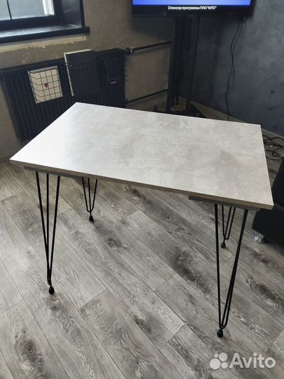 Кухонный стол 80 х 50 см