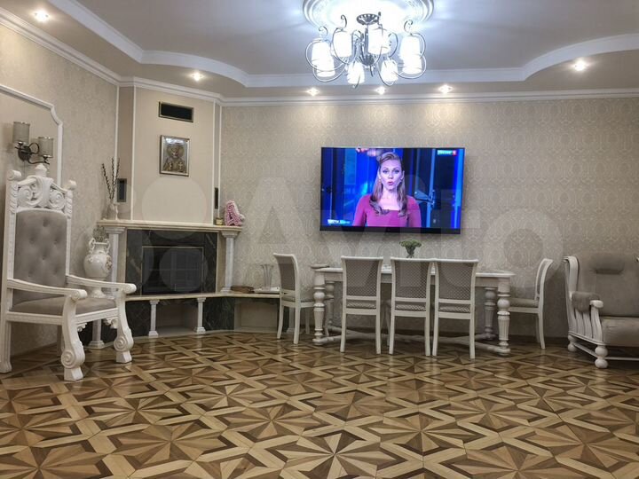 Дом 240 м² на участке 18 сот.