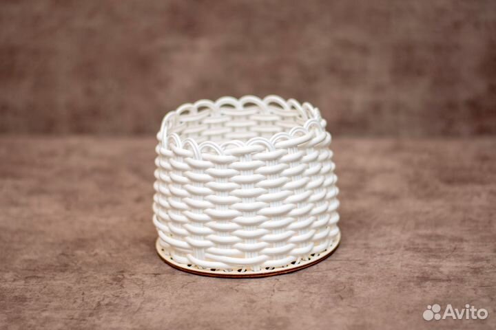 Плетеные корзинки из ротанга