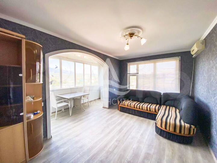 2-к. квартира, 45 м², 5/5 эт.
