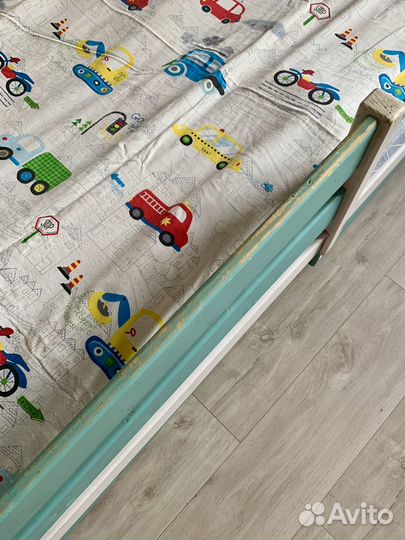 Двухъярусная кровать детская домик