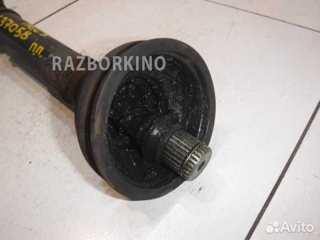 Привод передний правый 4B0407272F