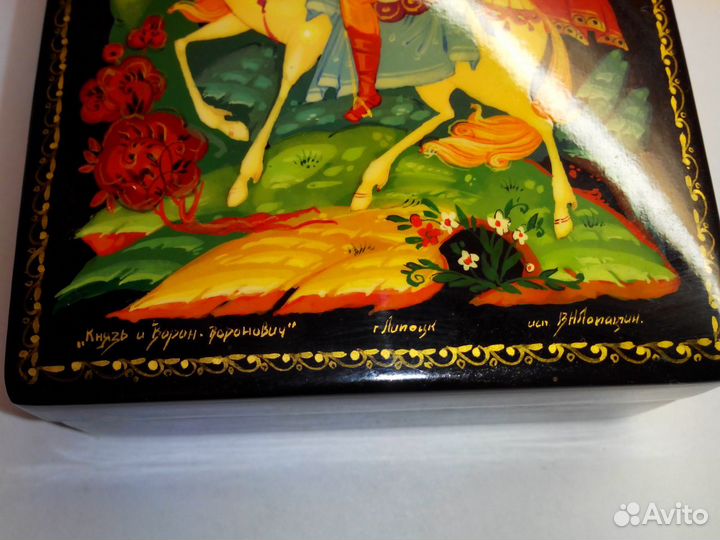 Шкатулка миниатюрная живопись