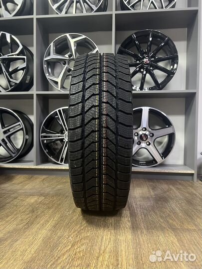 Continental VanContact Viking 215/65 R16C