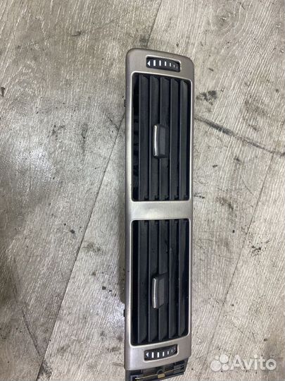 Дефлектор воздушный Audi A6