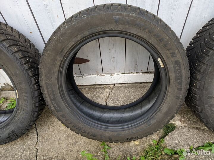 Michelin X-Ice North 4 205/55 R16 94T