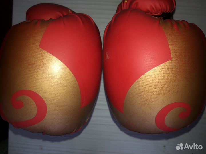 Боксерские перчатки 12 унций