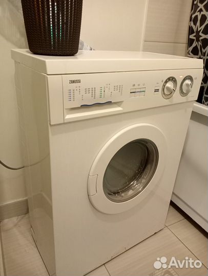 Стиральная машина Zanussi