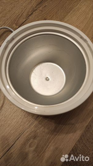 Аппарат для приготовления мороженого. Мороженница