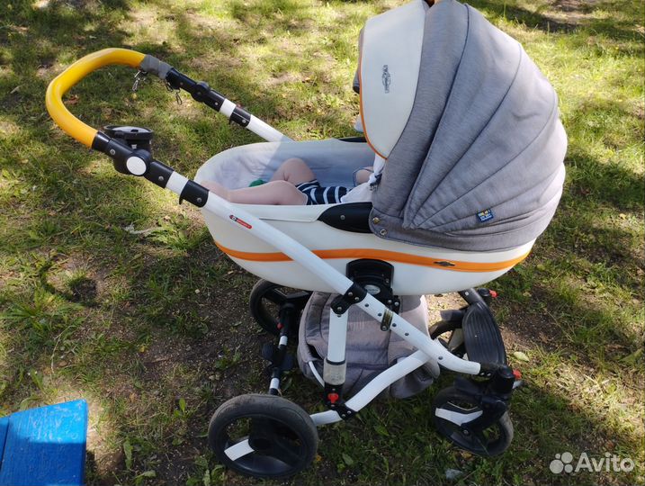 Коляска 3 в 1