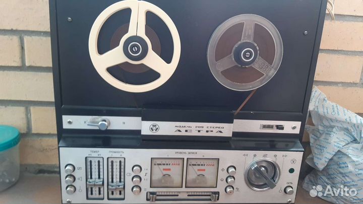 Катушечный магнитофон Астра 209