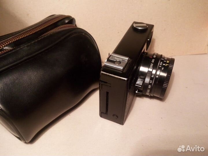 Фотоаппарат 