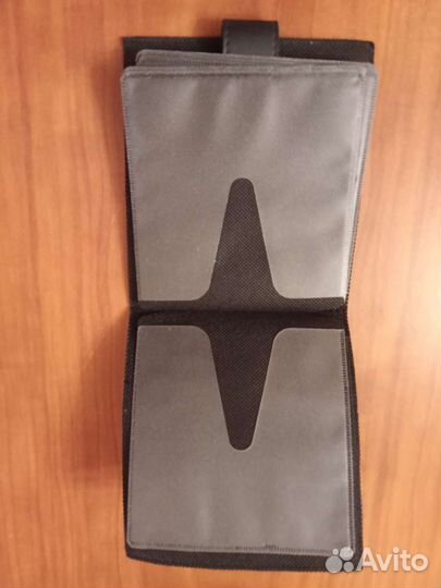 Контейнер для хранения дисков