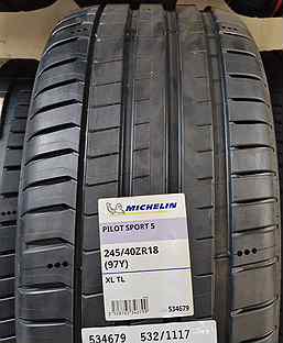 Michelin Pilot Sport 5 245/40 R18 и 265/35 R18 97Y