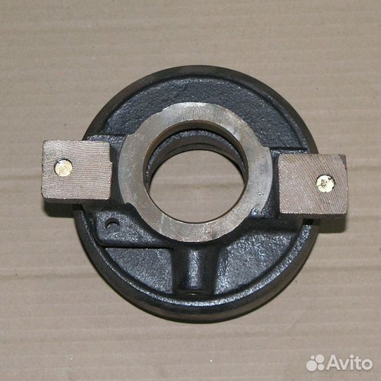 Муфта выжимного подшипника ямз-183 лепестков (тмк)