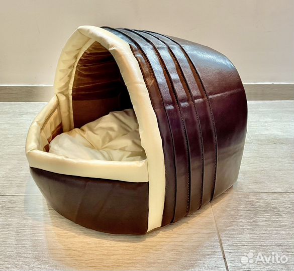 Домик-лежанка для питомцев