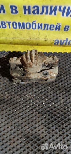 Суппорт тормозной передний правый Citroen Berlingo