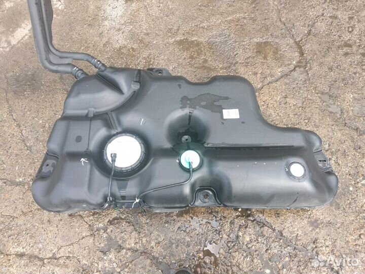 Топливный бак Ниссан Альмера G15