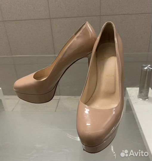 Туфли Christian Louboutin 38,5 оригинал