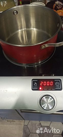 Индукционная плита Kitfort 108