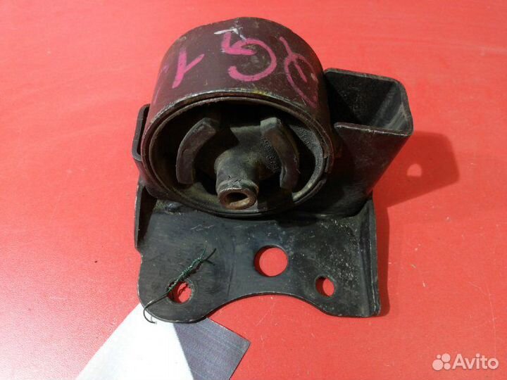 Подушка двигателя передняя левая Nissan Wingroad