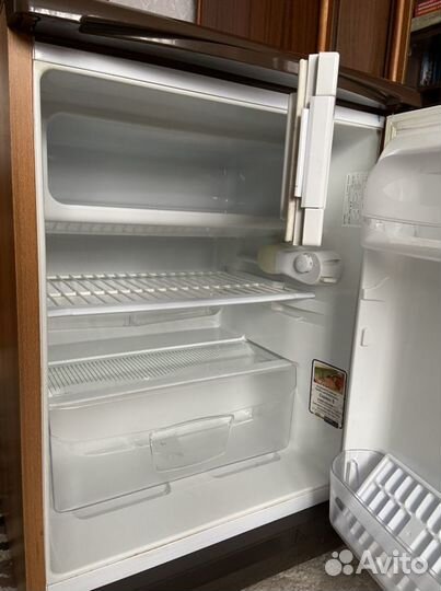 Холодильник indesit tt55