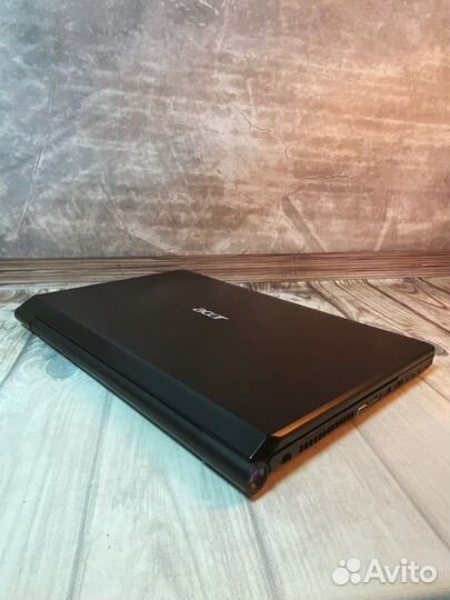 Игровой ноутбук Acer/GeForce GT 555m/240gb SSD