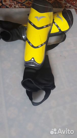 Защита на ноги ребенку