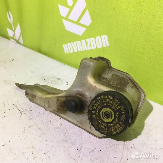 Бачок главного тормозного цилиндра Сеат Кордоба