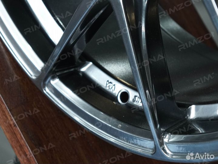 Литые диски HRE R18 для Kia. Рассрочка