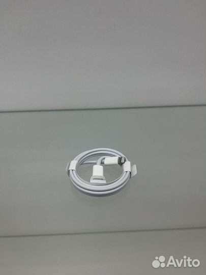 Оригинальный провод на iPhone USB-C