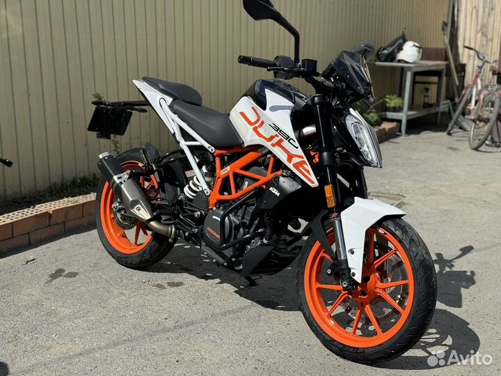 KTM Duke 390 Белый