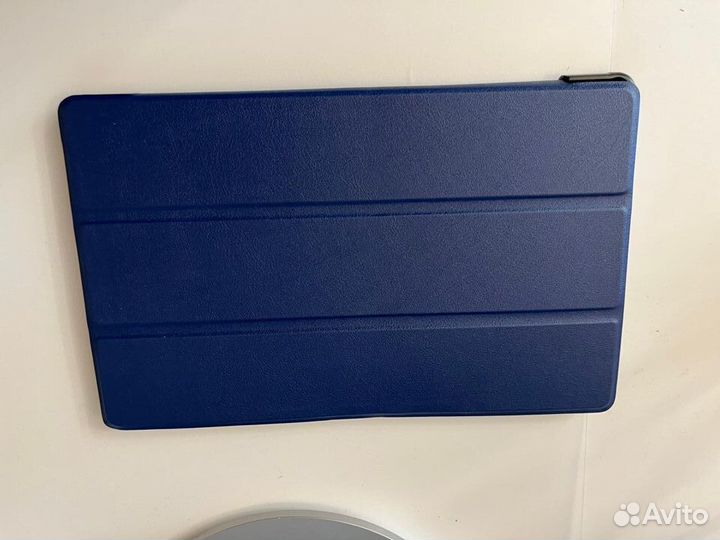 Чехлы для планшета Samsung Galaxy Tab A 10.5 T595