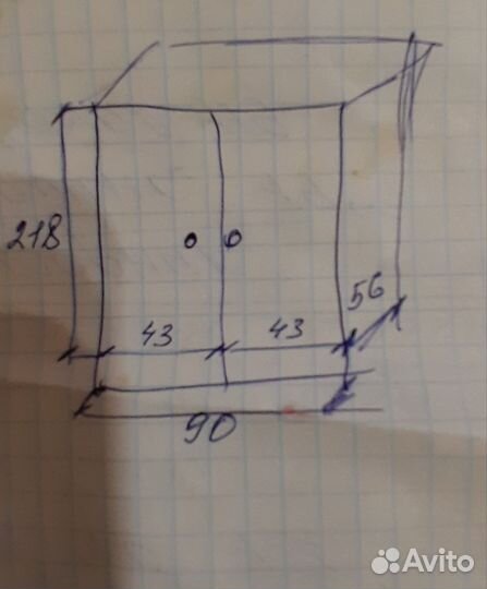 Шкаф платяной