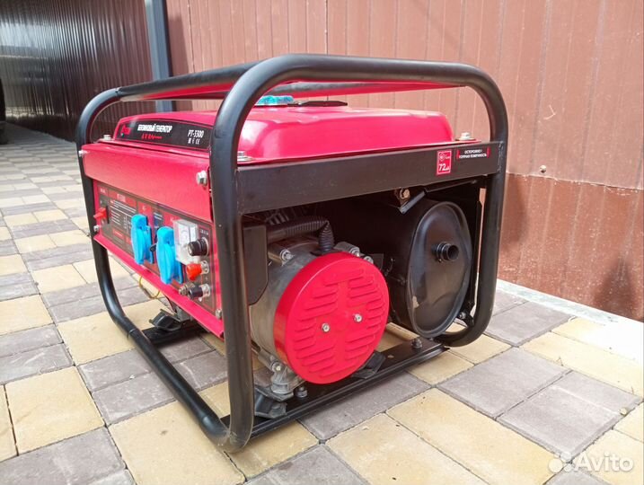 Бензиновый генератор