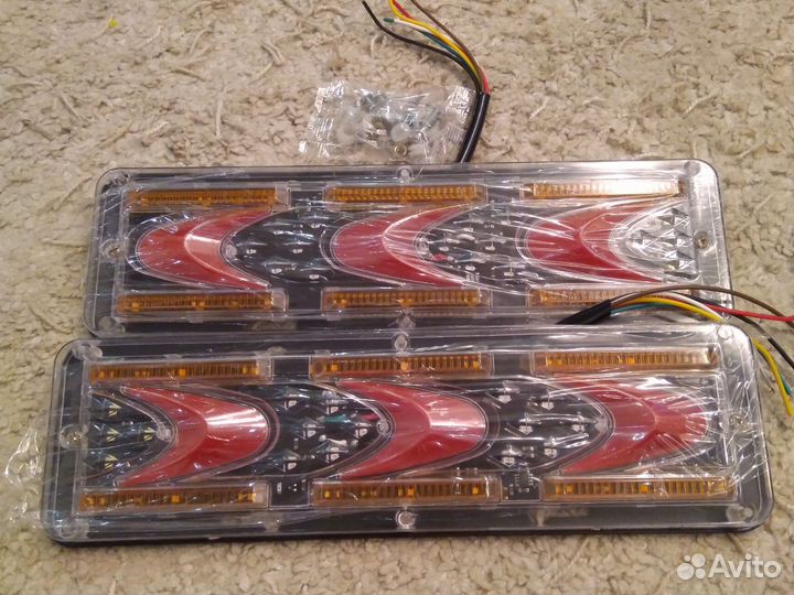 Задние фонари