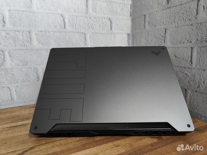 Игровой ноутбук Ryzen 5 4600H / 16Gb / 1650 / SSD