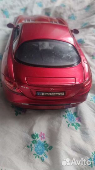 Модель спорткар mercedes-benz SLR mclaren