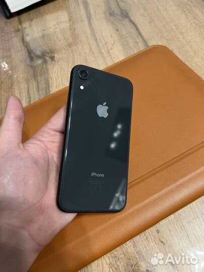 iPhone Xr, 64 ГБ