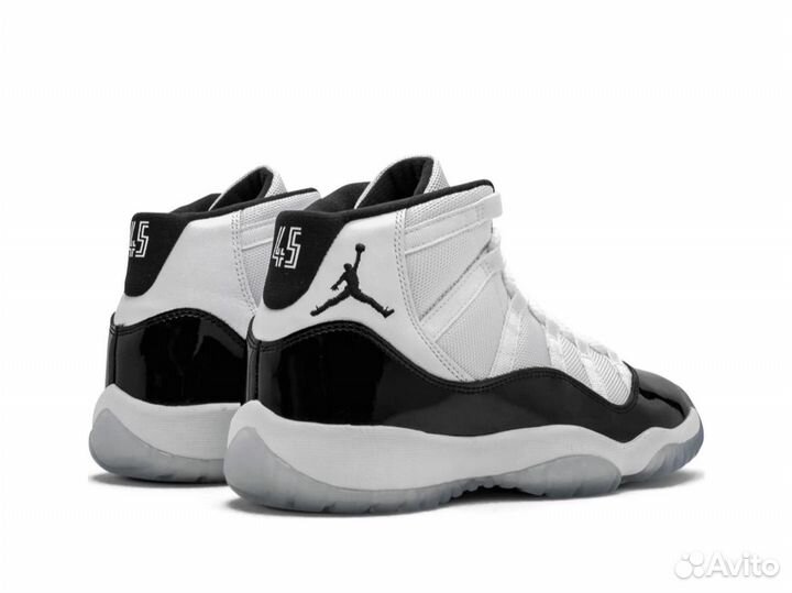 Nike Air Jordan 11 Retro Concord