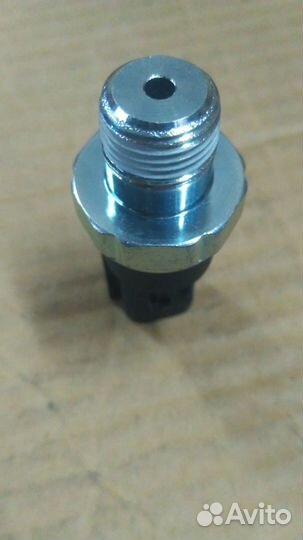 Датчик давления масла Крайслер 5149098AA