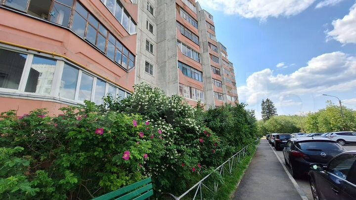 3-к. квартира, 90 м², 10/10 эт.